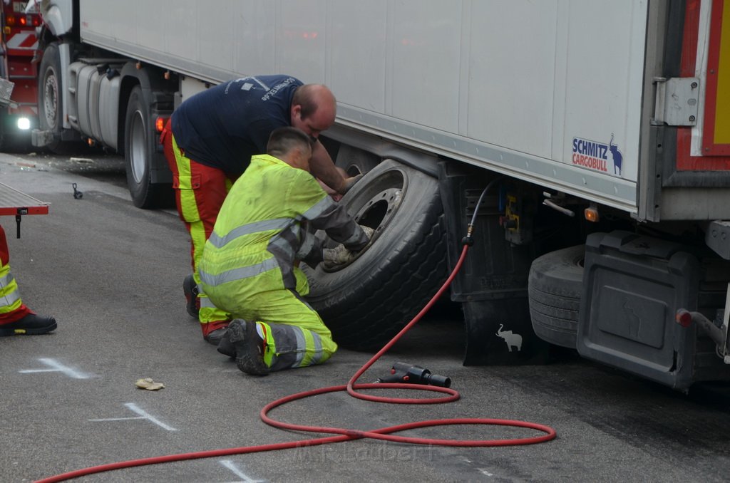 Wieder schwerer VU A 1 Rich Saarbruecken vorm AK Leverkusen P2485.JPG - Miklos Laubert